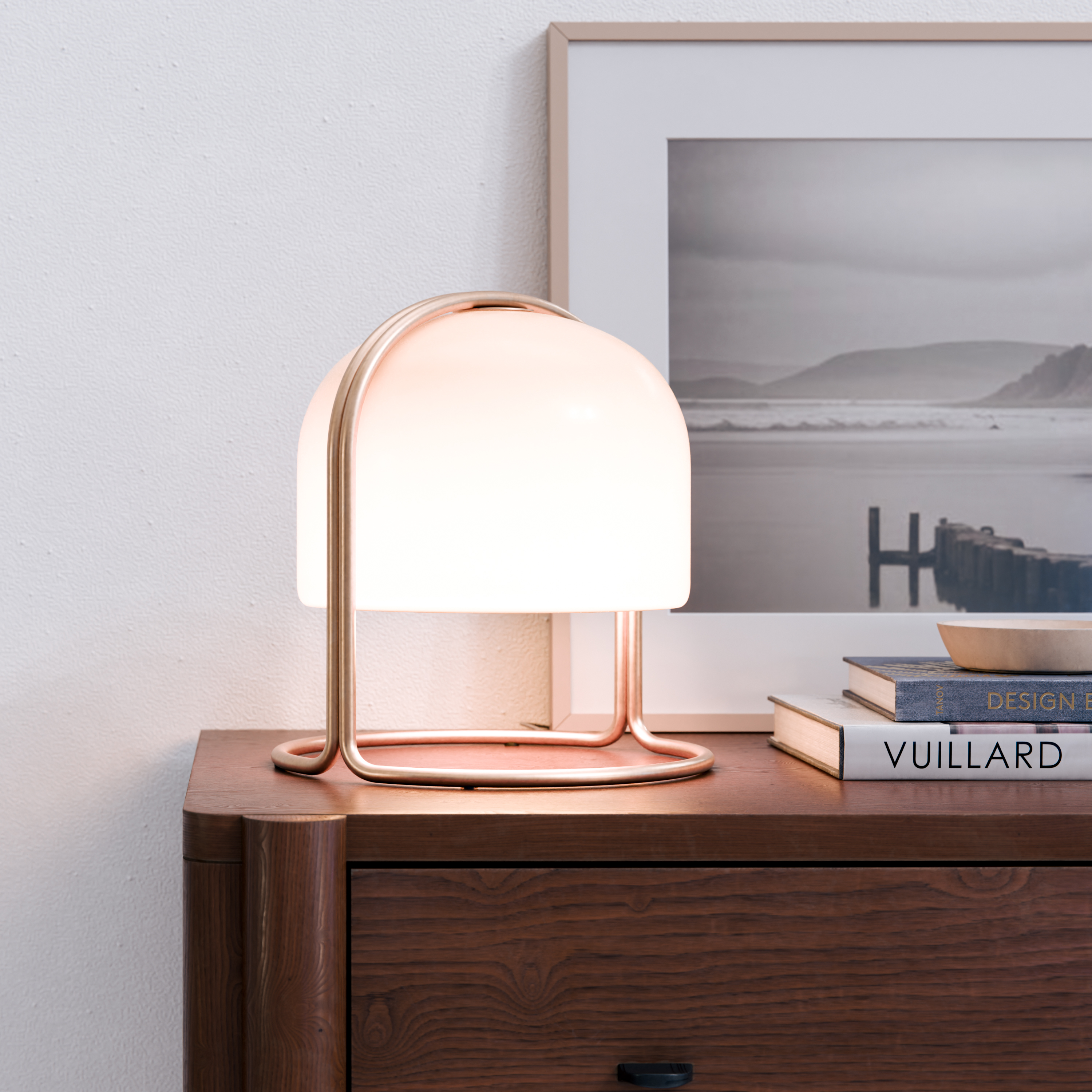 Final photoreal product visualization of the lamp scene